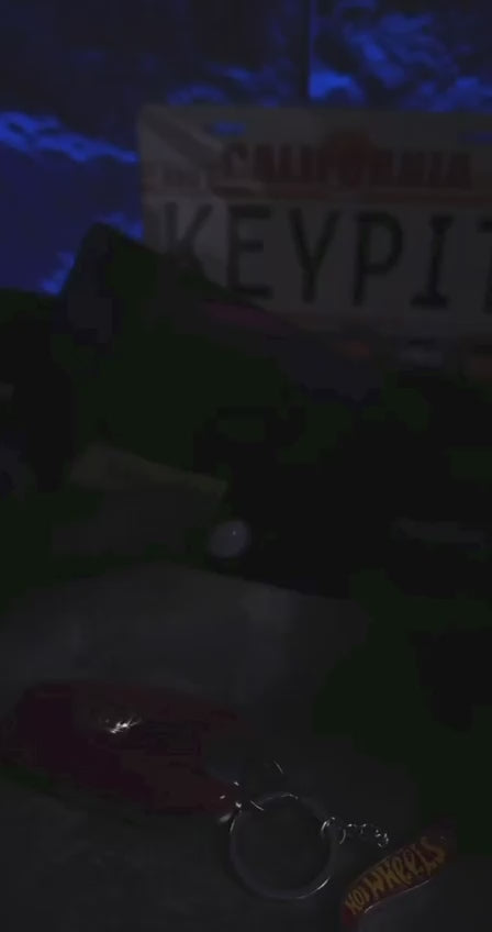 Park & Glow! 🔑🚗✨